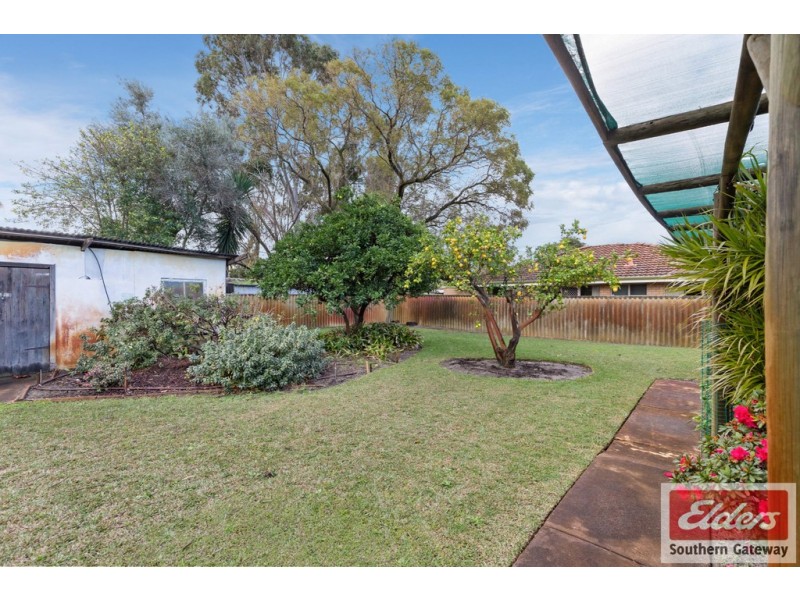 16 Norman Street, St James WA 6102
