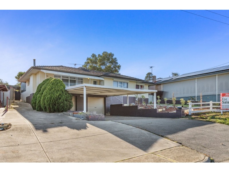 11 Wellard Road, Calista WA 6167