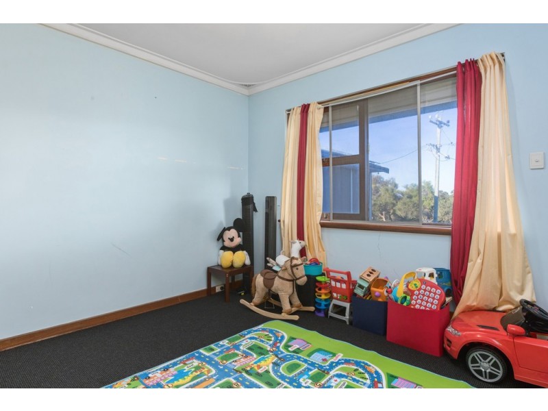 11 Wellard Road, Calista WA 6167