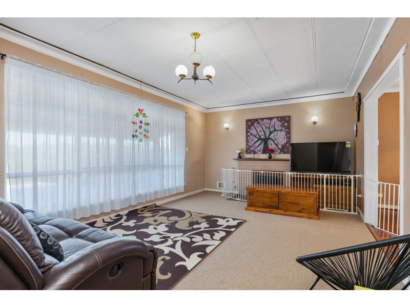 11 Wellard Road, Calista WA 6167