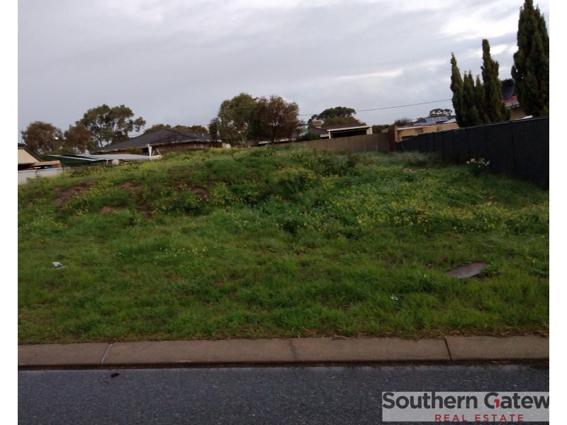 35 Brixham Way, Warnbro WA 6169