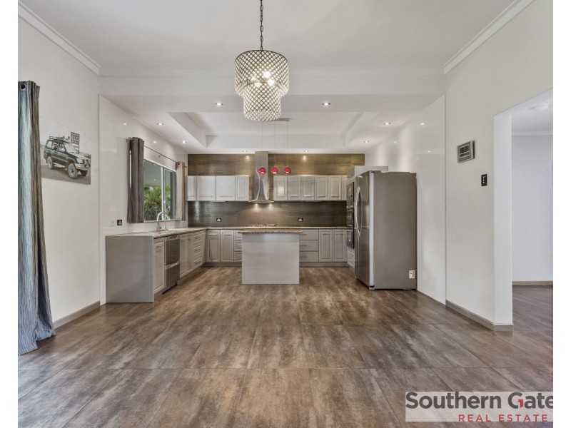 73 Hayward Road, Martin WA 6110