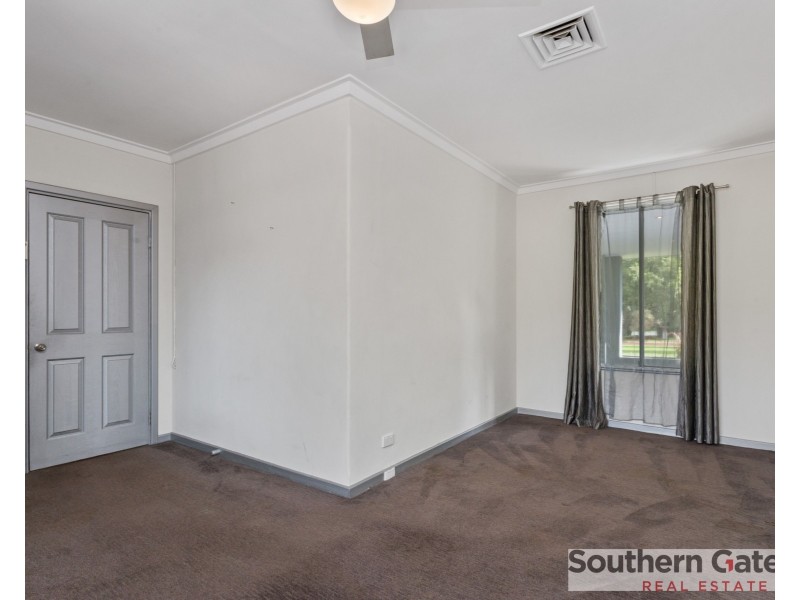 73 Hayward Road, Martin WA 6110