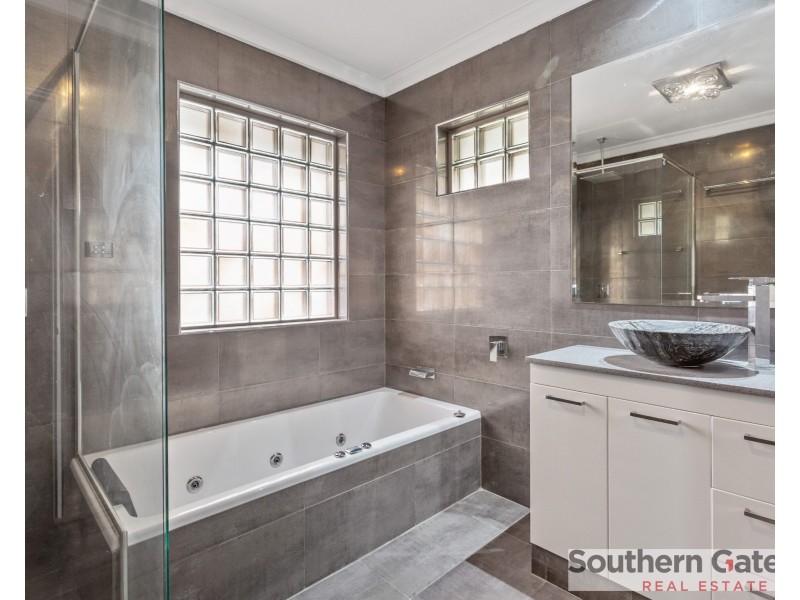 73 Hayward Road, Martin WA 6110