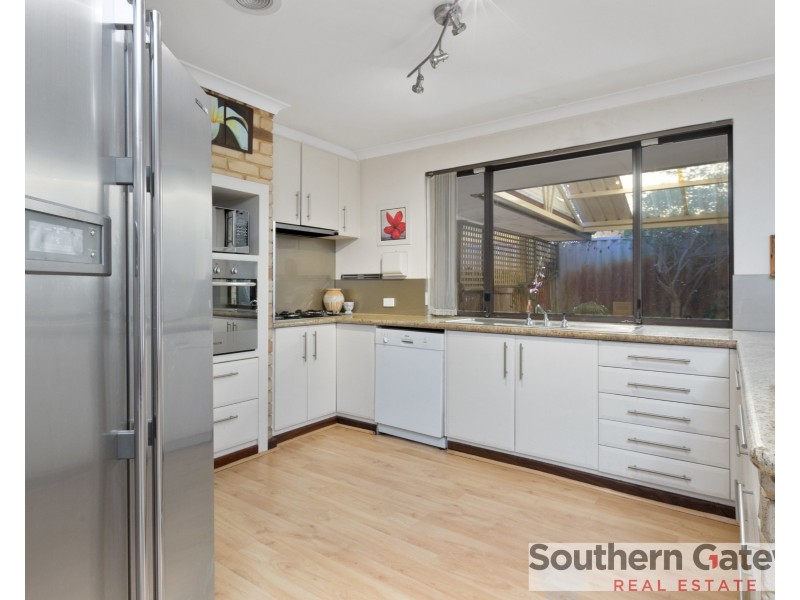 20 Judges Gardens, Leda WA 6170