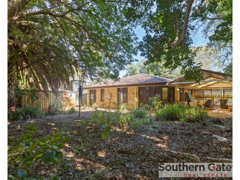 20 Judges Gardens, Leda WA 6170