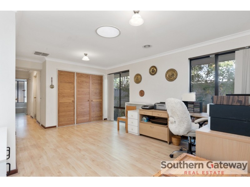 20 Judges Gardens, Leda WA 6170