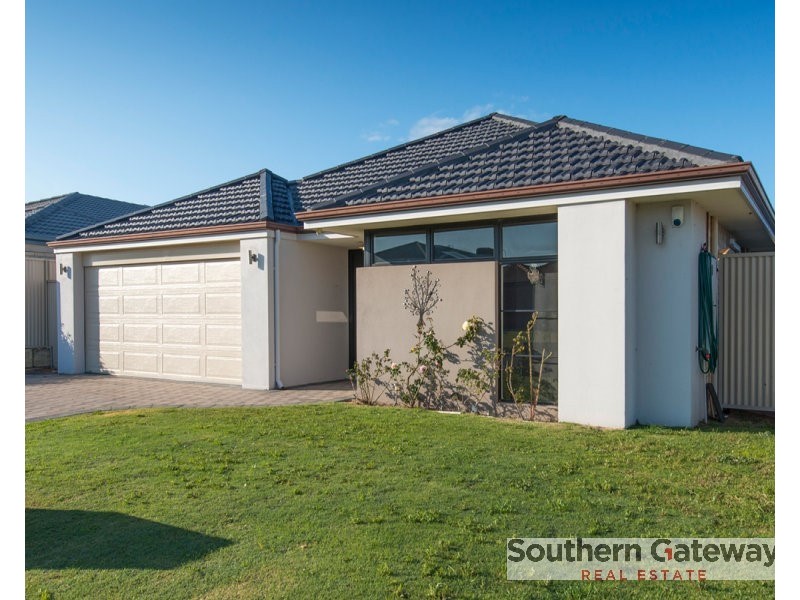 24 Heathcote Way, Bertram WA 6167
