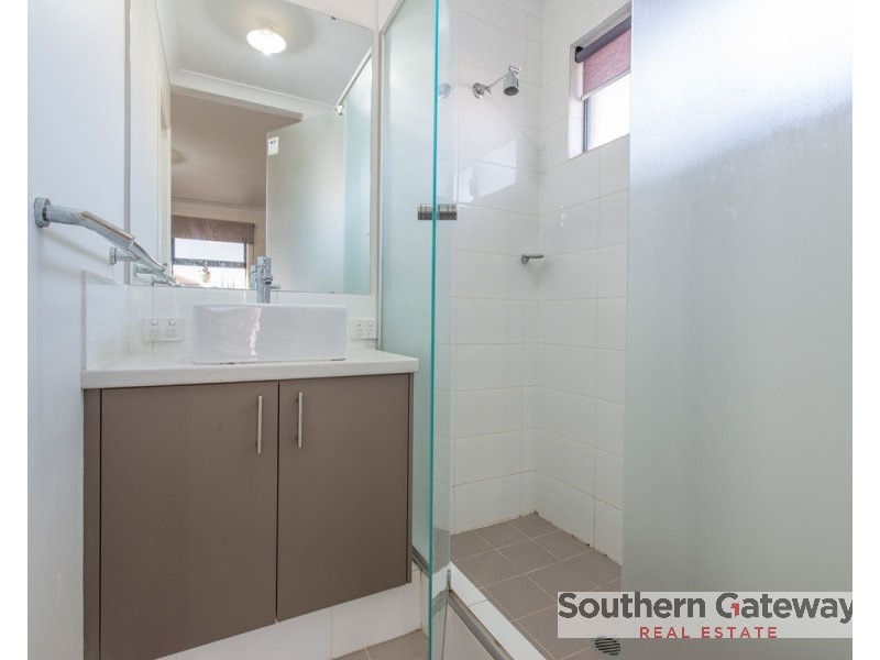 24 Heathcote Way, Bertram WA 6167