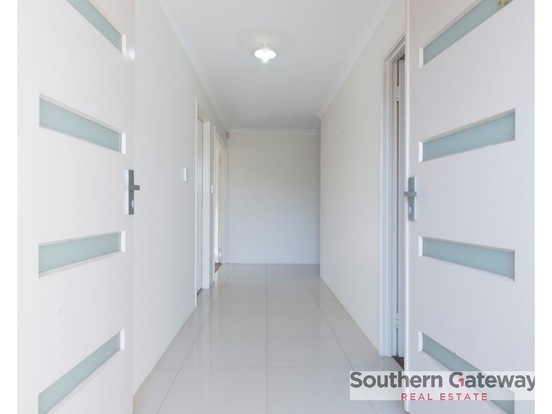 24 Heathcote Way, Bertram WA 6167