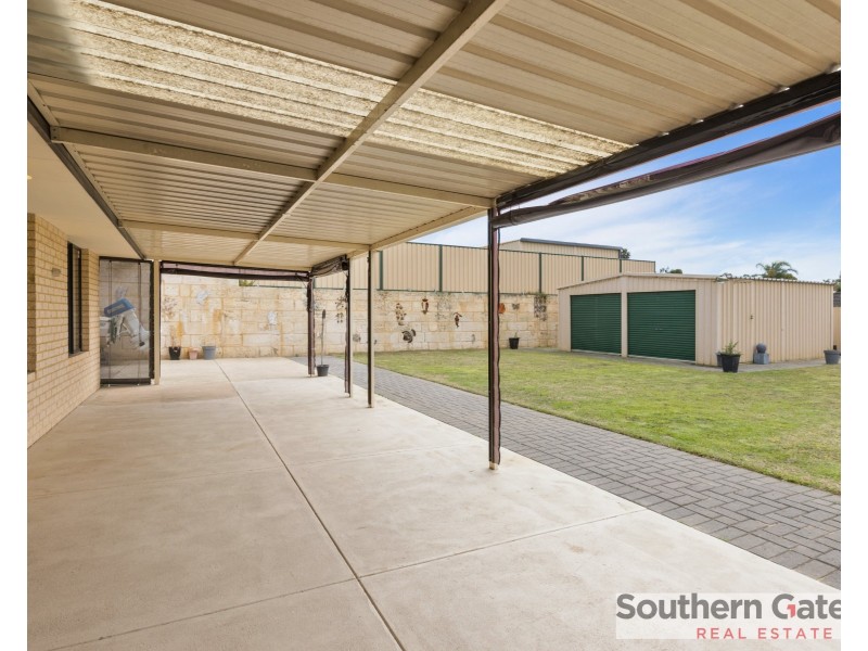 12 Pepperell Crescent, Leda WA 6170