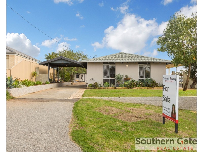 42 Woodley Way, Parmelia WA 6167