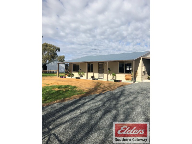 1548 Kargotich Road, Mardella WA 6125