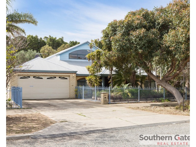 15 Munday Way, Medina WA 6167