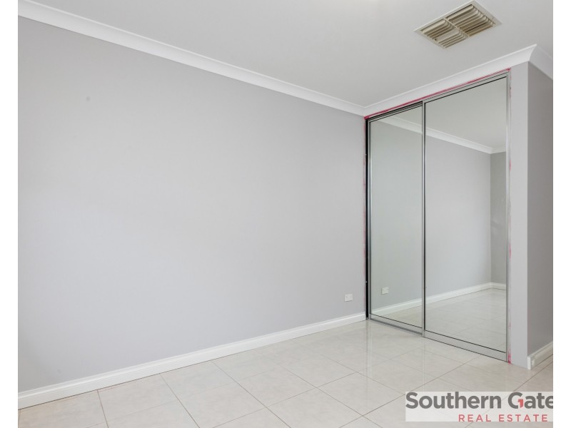 15 Munday Way, Medina WA 6167