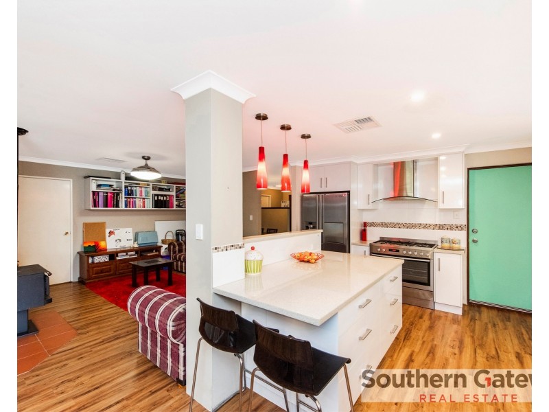 8 Malarkey Road, Byford WA 6122