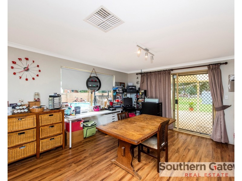 8 Malarkey Road, Byford WA 6122