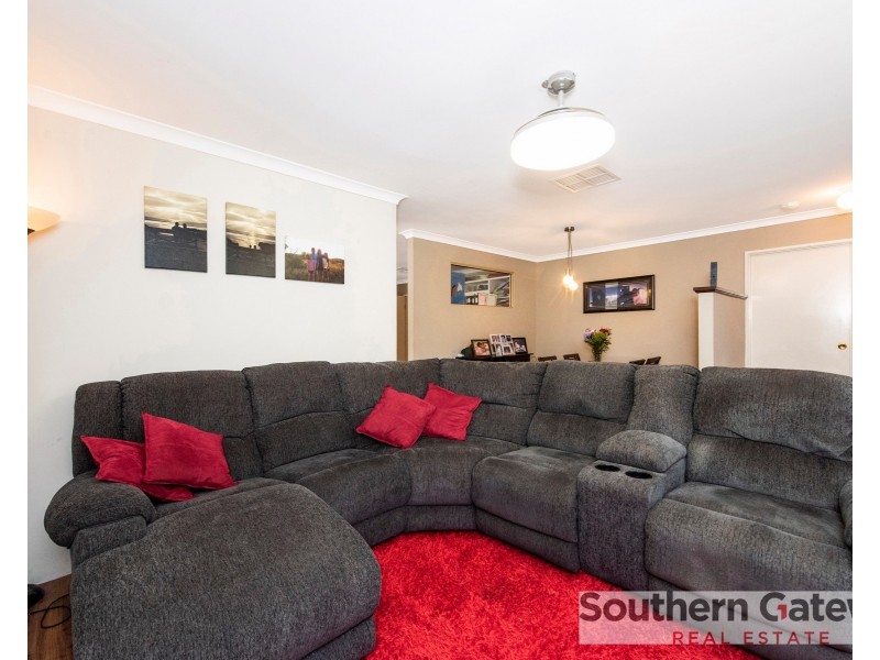 8 Malarkey Road, Byford WA 6122