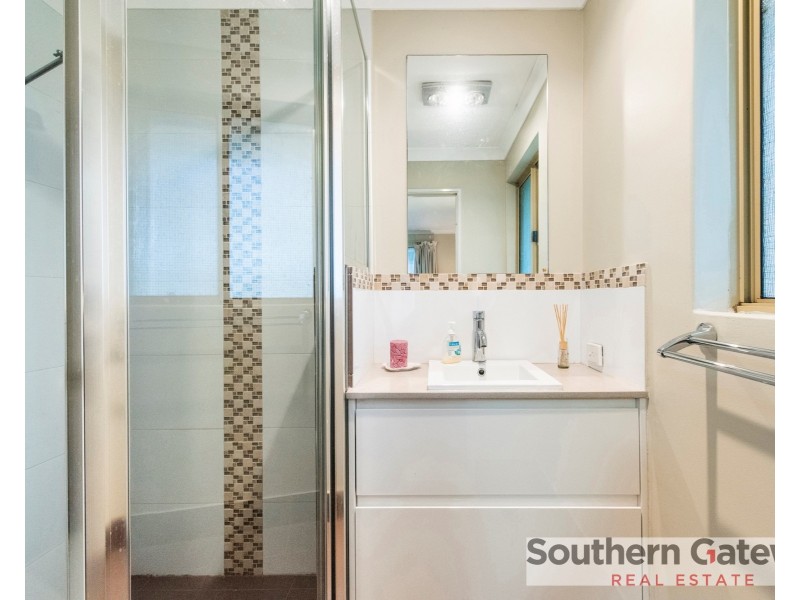 8 Malarkey Road, Byford WA 6122