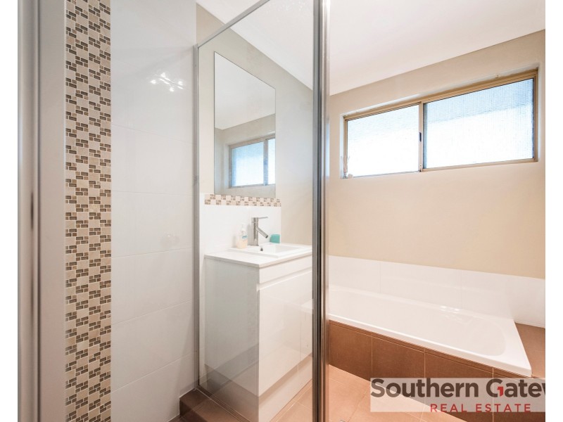 8 Malarkey Road, Byford WA 6122