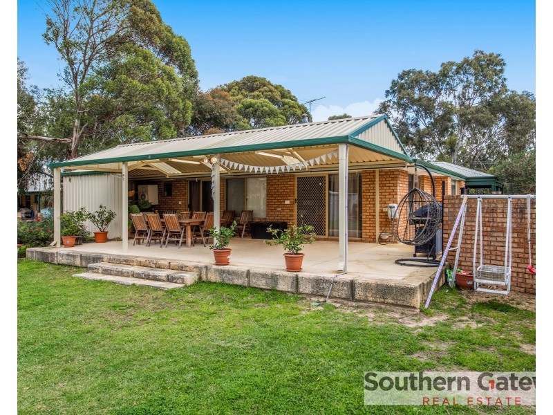 8 Malarkey Road, Byford WA 6122