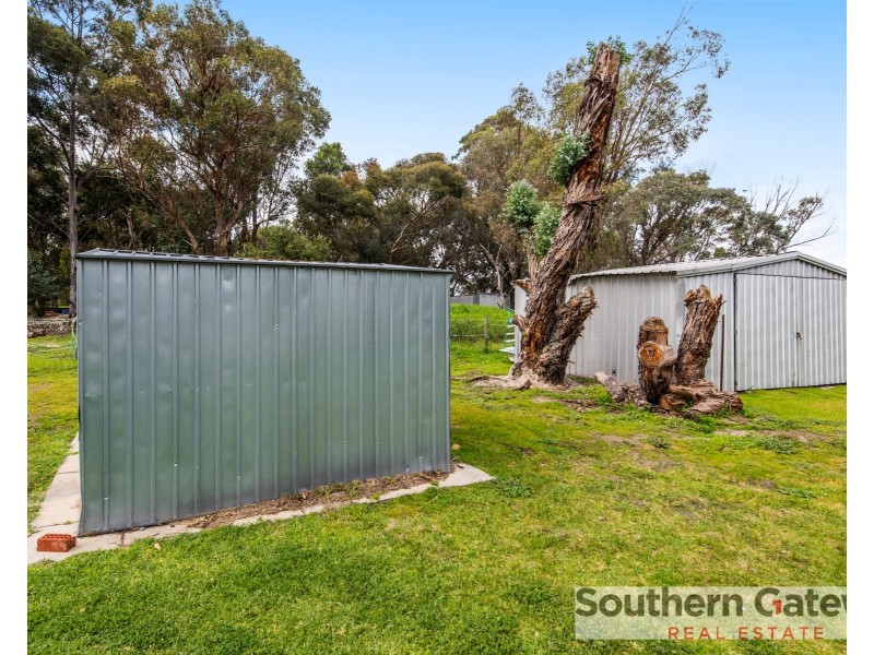 8 Malarkey Road, Byford WA 6122