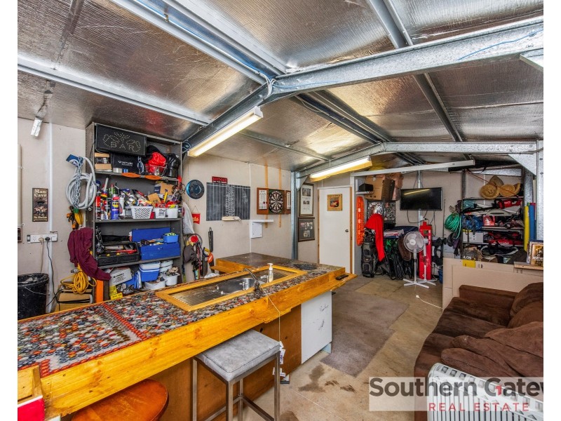 8 Malarkey Road, Byford WA 6122