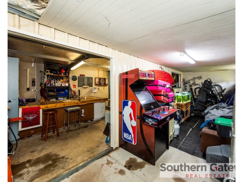 8 Malarkey Road, Byford WA 6122