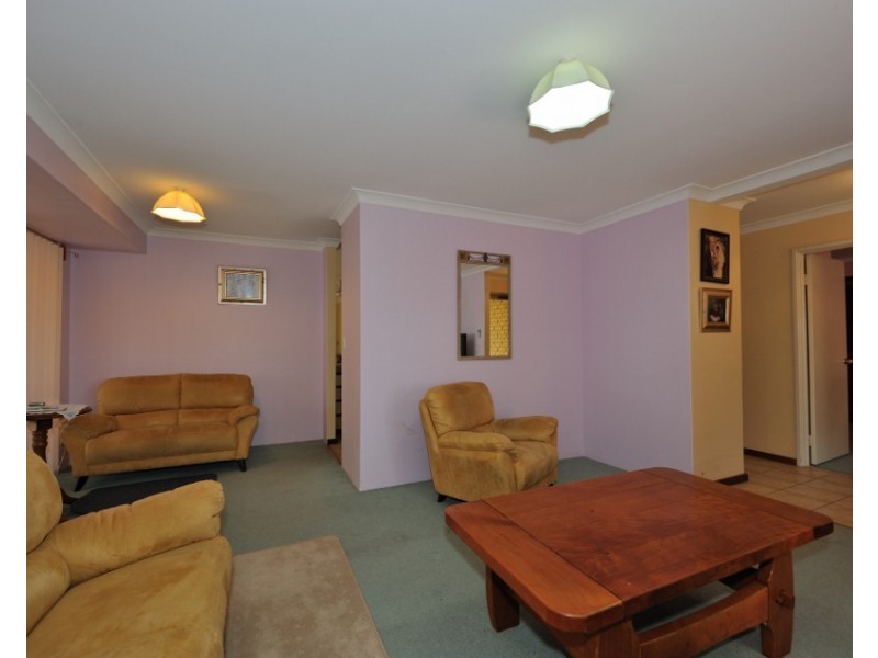 3 Burrows Place, Parmelia WA 6167