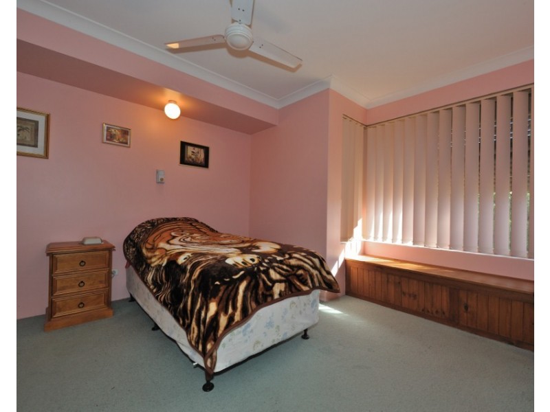 3 Burrows Place, Parmelia WA 6167