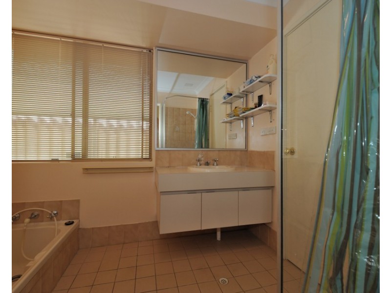 3 Burrows Place, Parmelia WA 6167