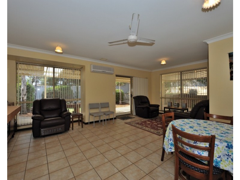 3 Burrows Place, Parmelia WA 6167