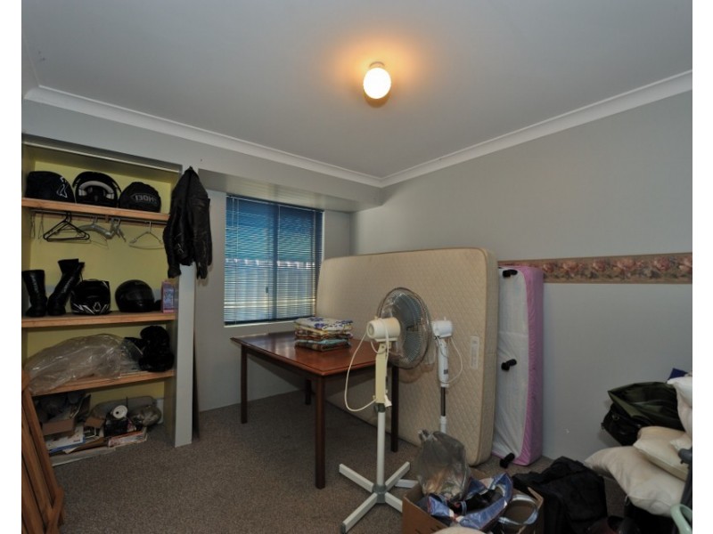 3 Burrows Place, Parmelia WA 6167