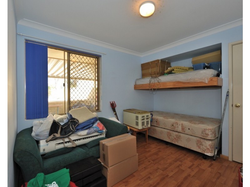 3 Burrows Place, Parmelia WA 6167