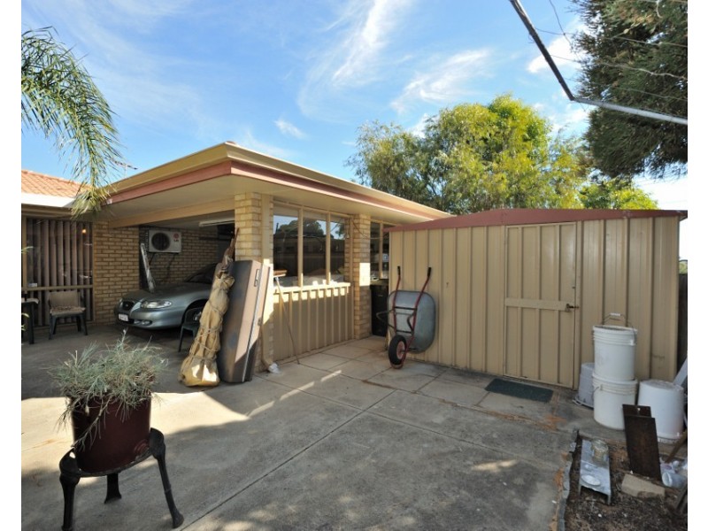 3 Burrows Place, Parmelia WA 6167