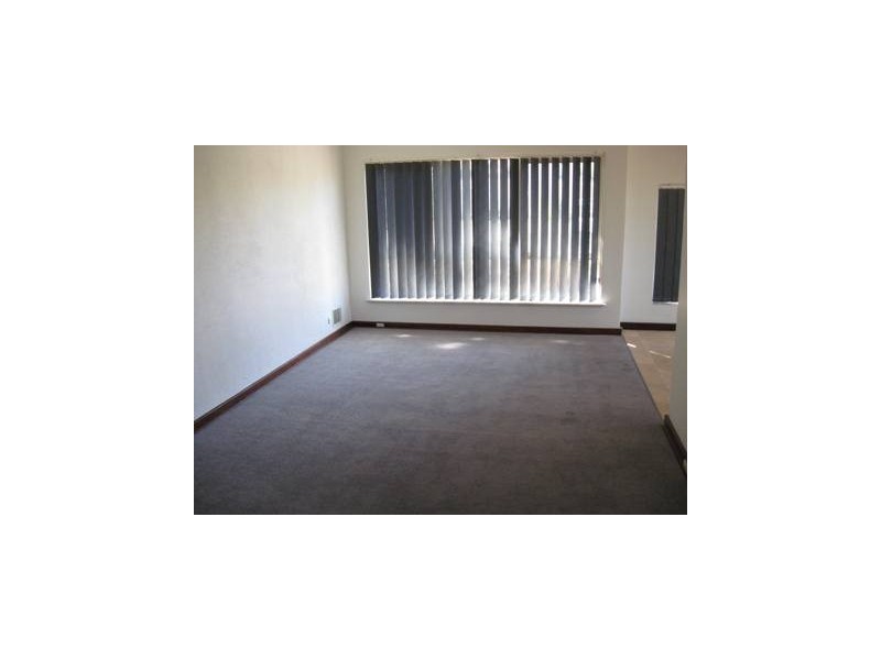 21 Clark Way, Orelia WA 6167