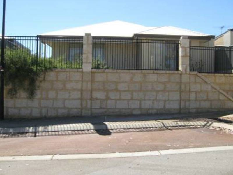 6 Charvil Mews, Wellard WA 6170
