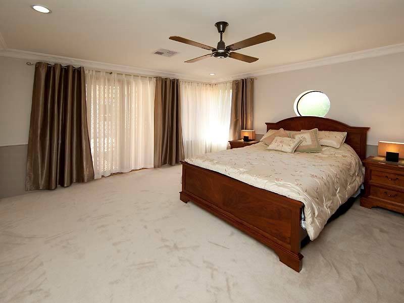 52 Arundel Drive, Wellard WA 6170