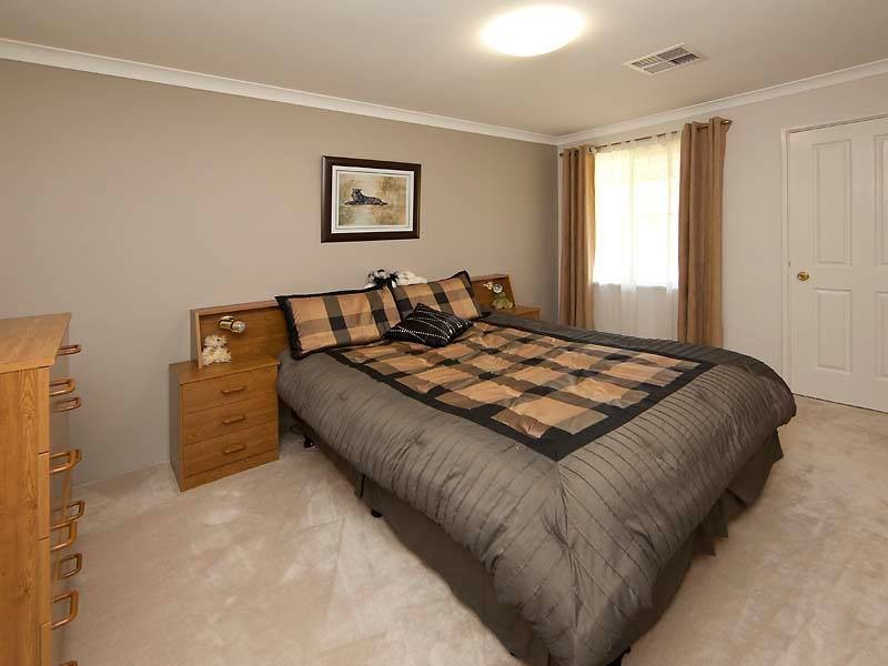 52 Arundel Drive, Wellard WA 6170