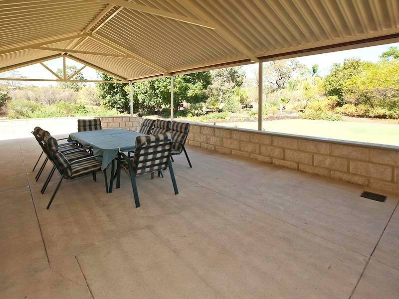 52 Arundel Drive, Wellard WA 6170