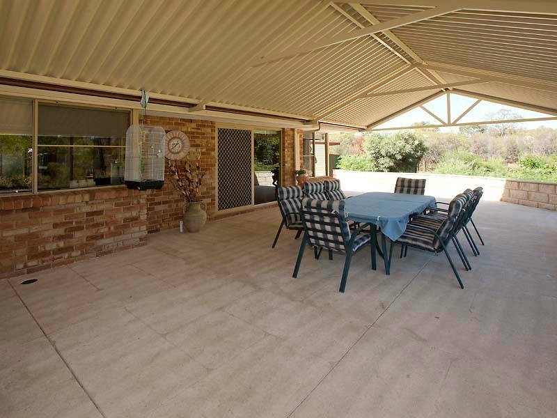 52 Arundel Drive, Wellard WA 6170