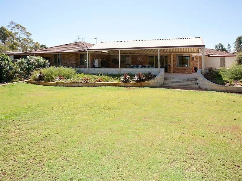 52 Arundel Drive, Wellard WA 6170