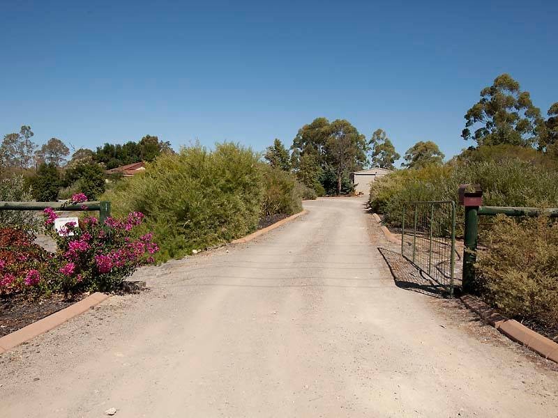 52 Arundel Drive, Wellard WA 6170