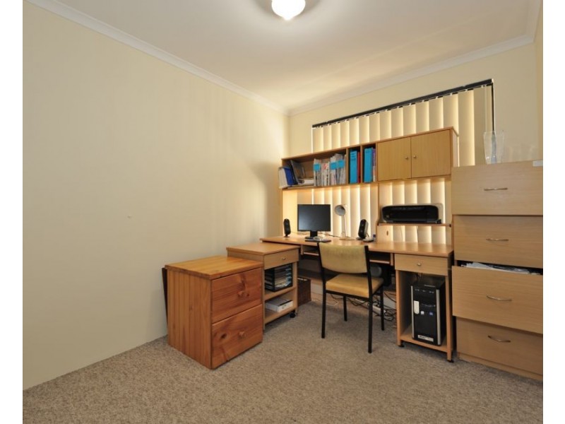 10 Oliver Vista, Bertram WA 6167
