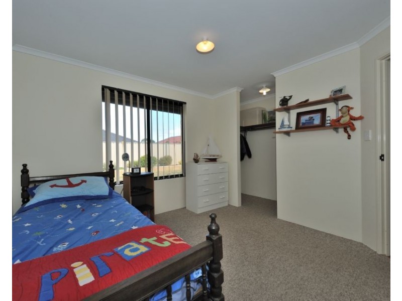 10 Oliver Vista, Bertram WA 6167