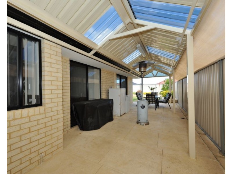 10 Oliver Vista, Bertram WA 6167