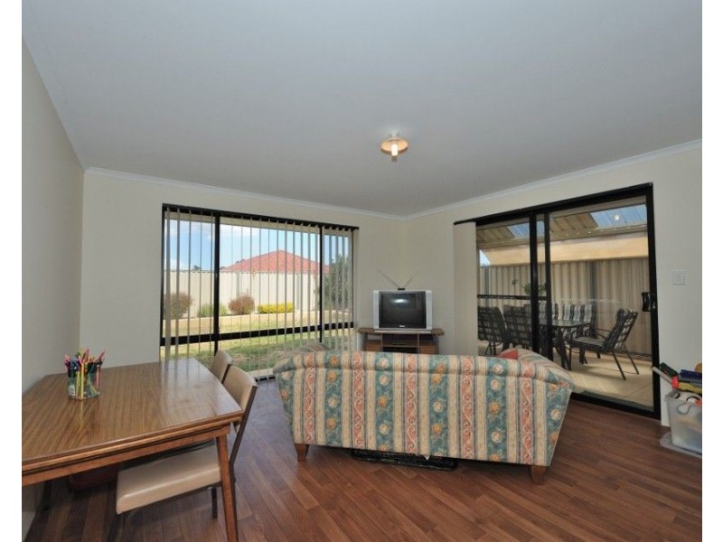 10 Oliver Vista, Bertram WA 6167