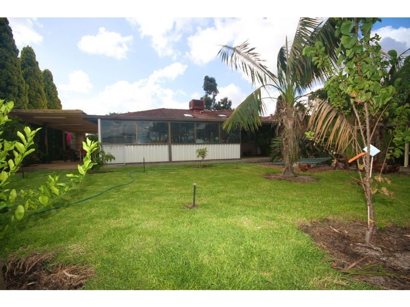 874  Armadale Road, Forrestdale WA 6112