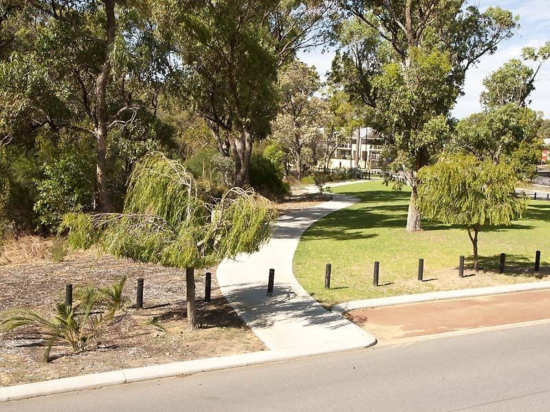 6 Addlestone Brace, Wellard WA 6170