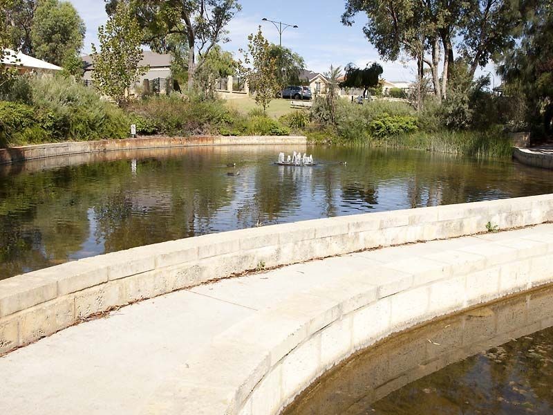 6 Addlestone Brace, Wellard WA 6170